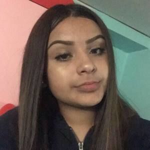 Meet your Posher, Gloria